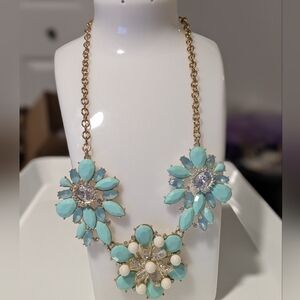 VTG Goldtone and Blue Floral Necklace